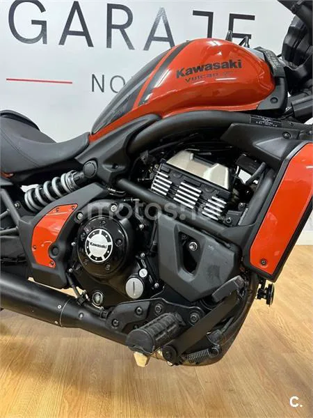 Kawasaki Vulcan S – Vista 11