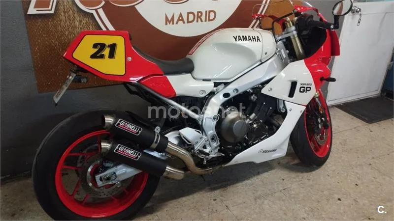 Yamaha XSR 900 GP – Vista 5