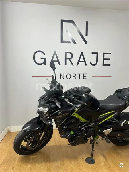 Kawasaki Z900 – Vista 7