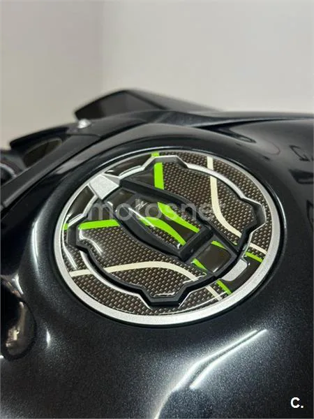 Kawasaki Z900 – Vista 10