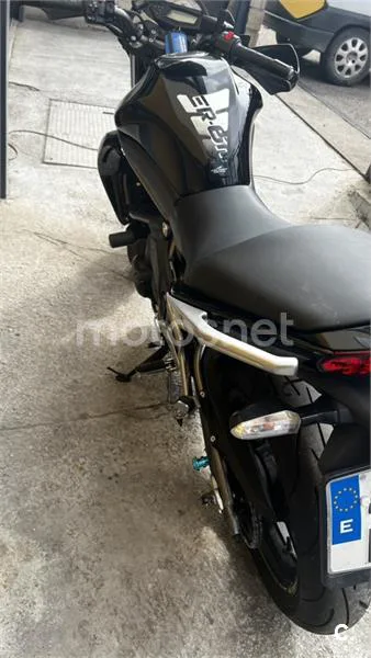 Kawasaki ER-6N – Vista 5