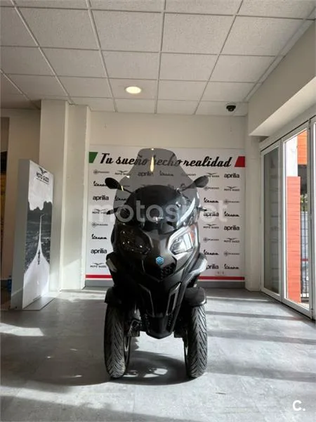 Piaggio MP3 530 Exclusive – Vista 4