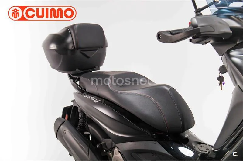 Piaggio Beverly – Vista 12