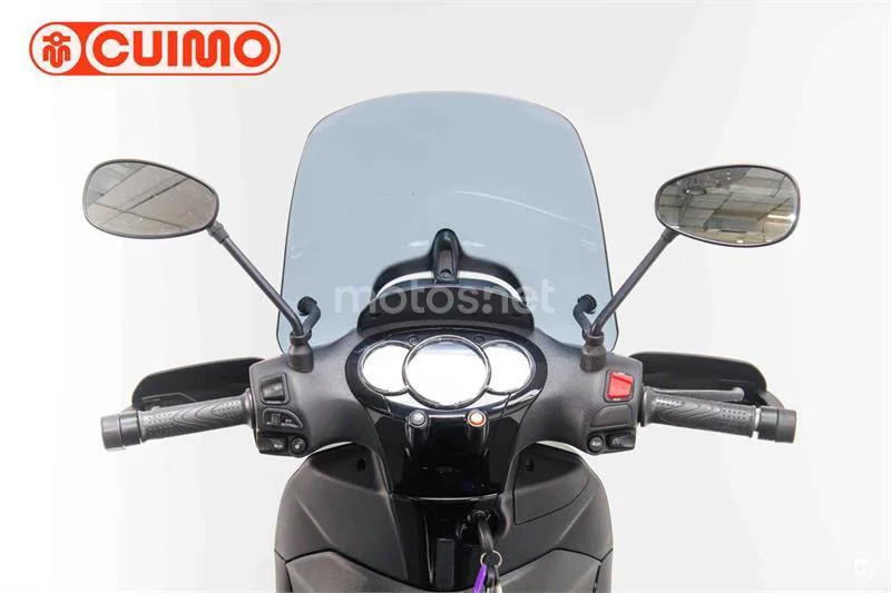 Piaggio Beverly – Vista 17