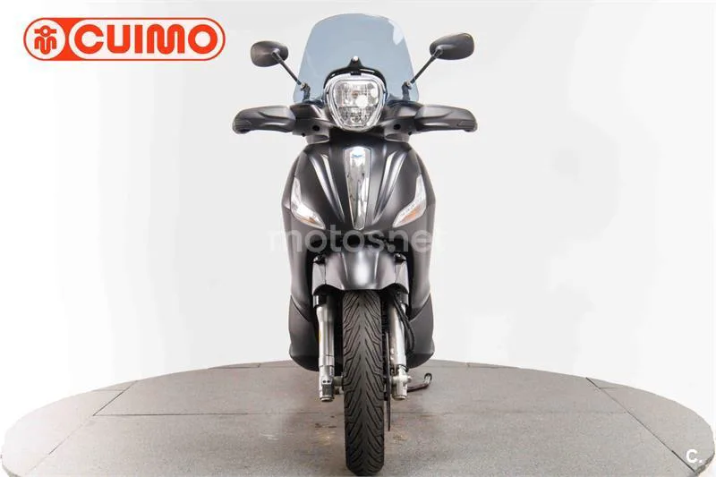 Piaggio Beverly – Vista 10