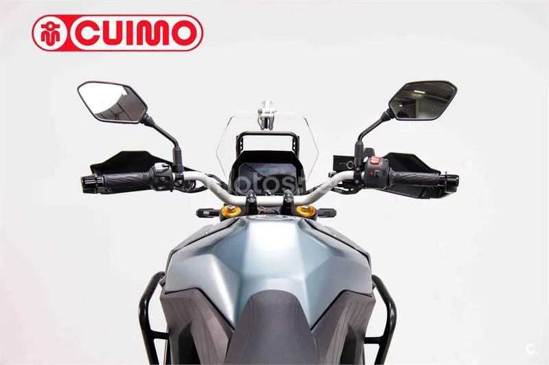 Suzuki V-Strom 800 – Vista 14