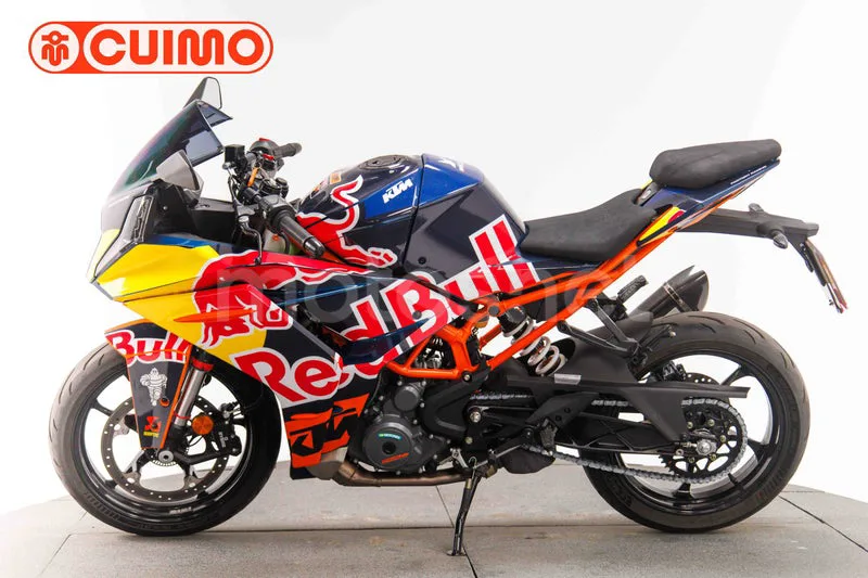 KTM RC – Vista 8
