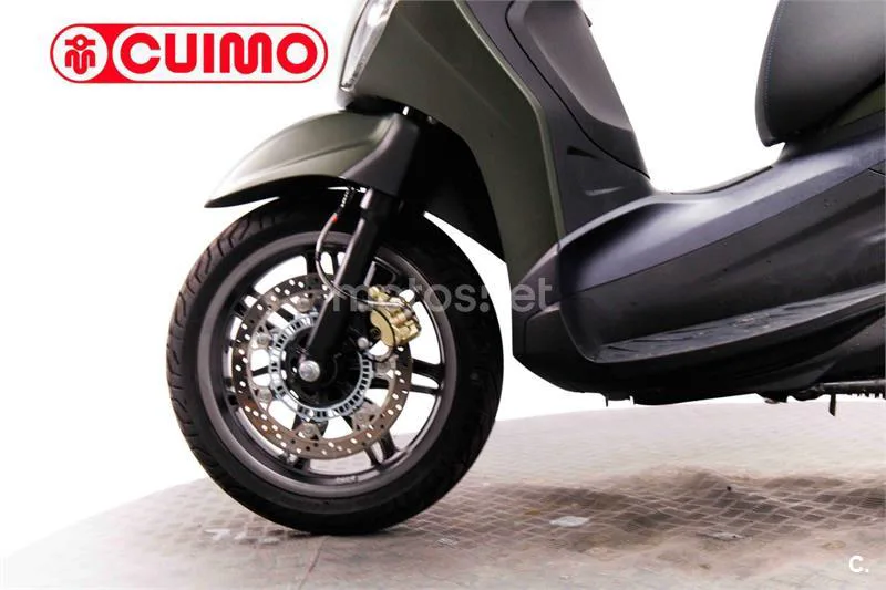 Piaggio Beverly 400 – Vista 19