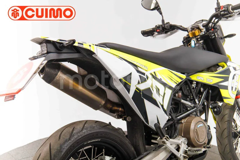Husqvarna 701 Supermoto – Vista 16