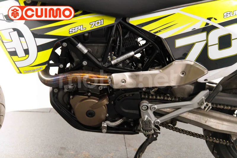 Husqvarna 701 Supermoto – Vista 19