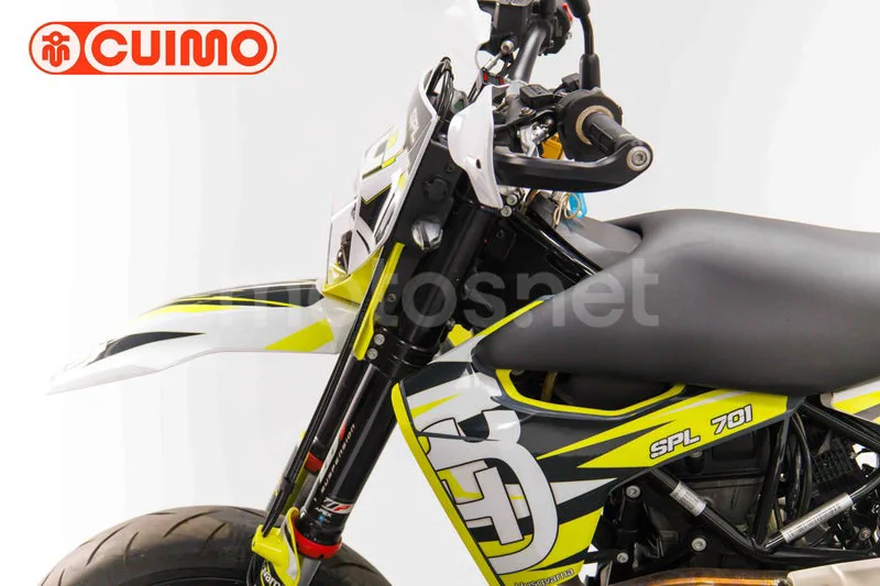 Husqvarna 701 Supermoto – Vista 20