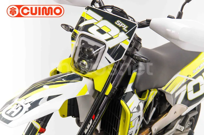 Husqvarna 701 Supermoto – Vista 22