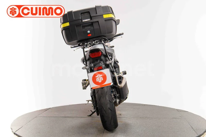 Honda CB 750 Hornet – Vista 5