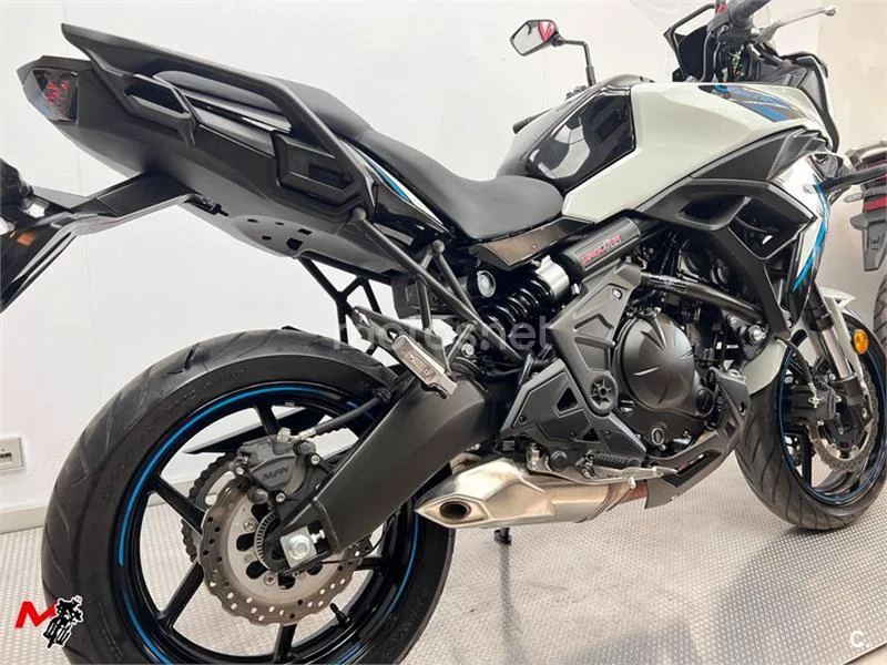Kawasaki Versys – Vista 5