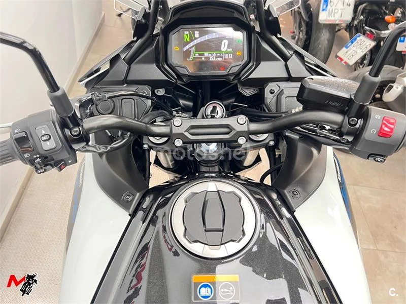 Kawasaki Versys – Vista 7
