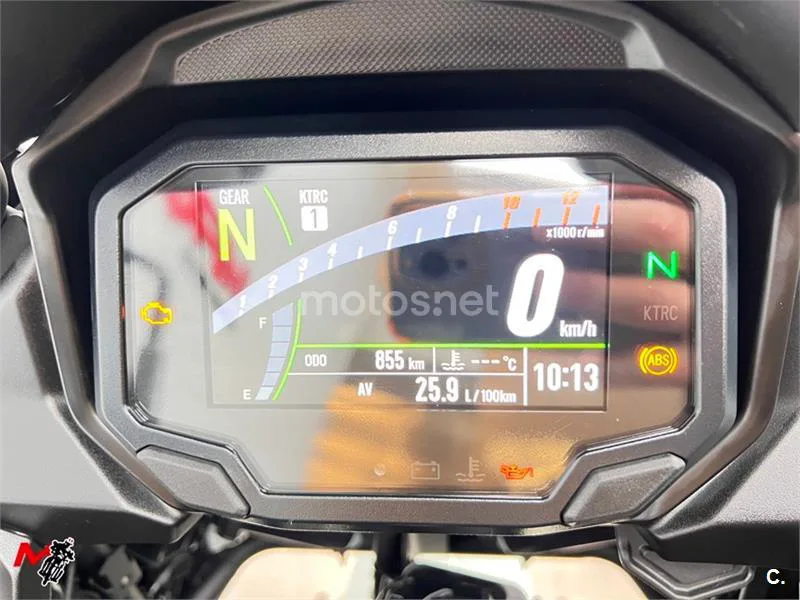Kawasaki Versys – Vista 8