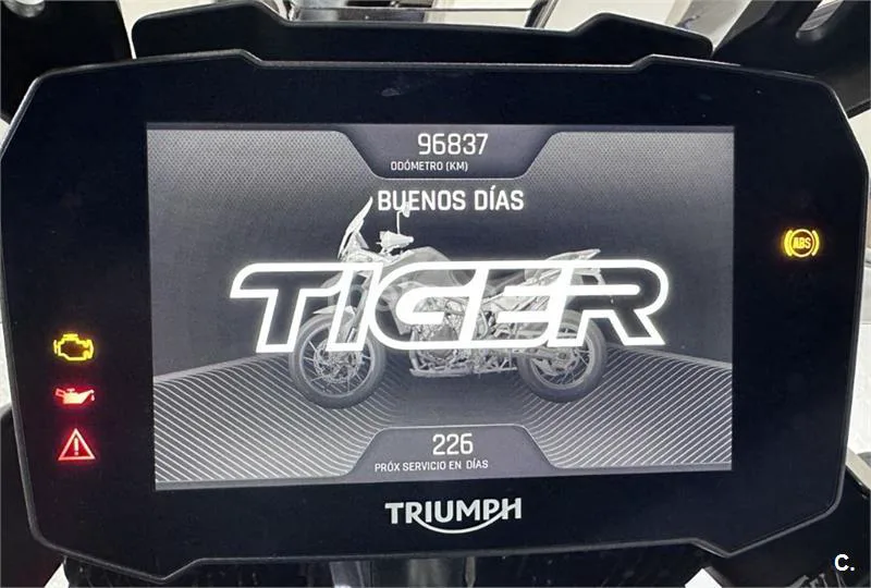 Triumph Tiger 900 – Vista 11