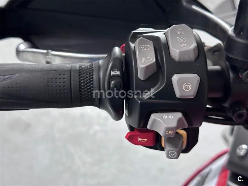 Triumph Tiger 900 – Vista 13