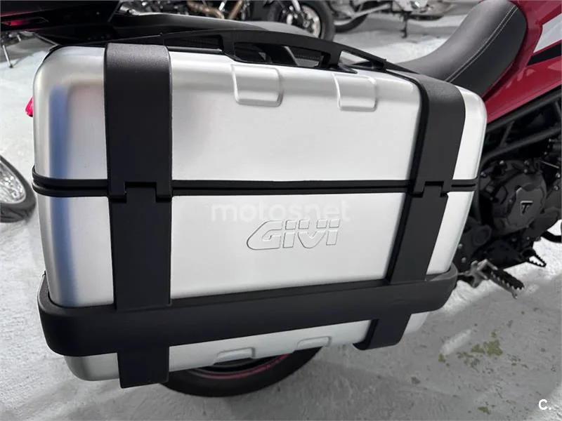 Triumph Tiger 900 – Vista 18