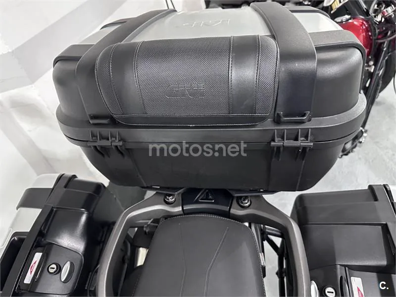 Triumph Tiger 900 – Vista 20