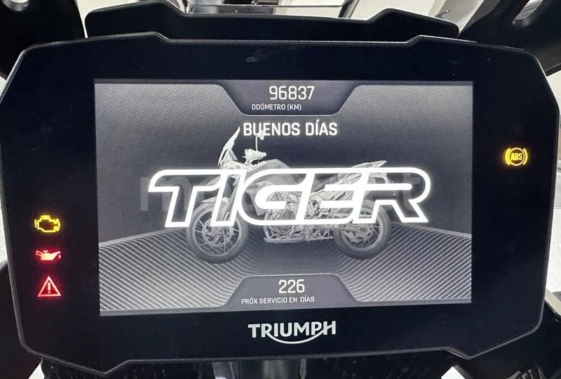 Triumph Tiger 900 - Vista 37