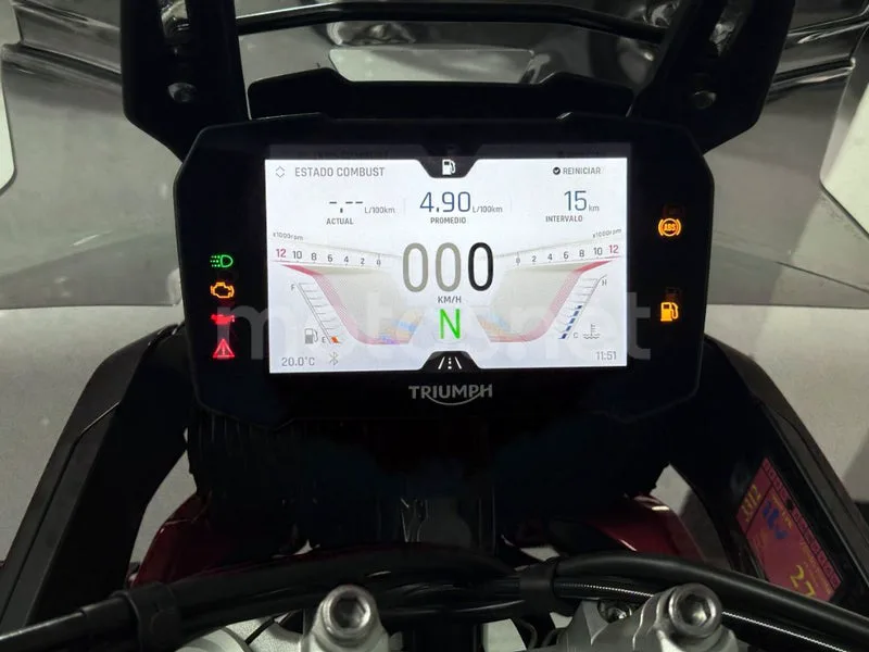 Triumph Tiger 900 - Vista 38