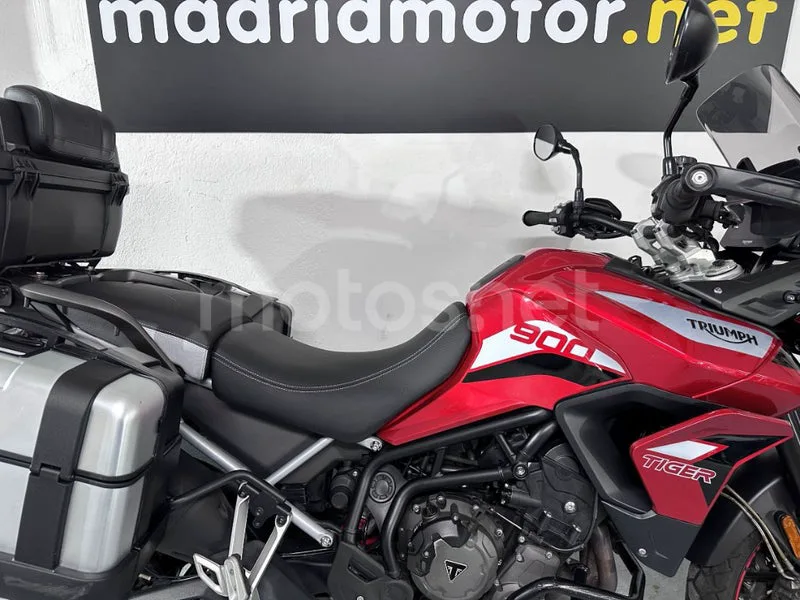 Triumph Tiger 900 - Vista 42