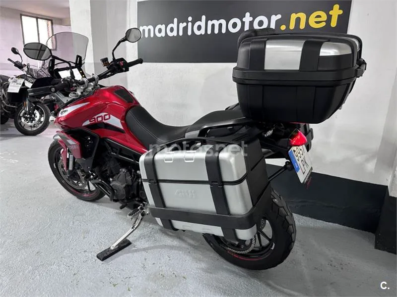 Triumph Tiger 900 – Vista 6