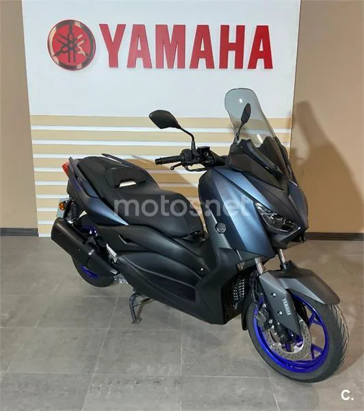 Yamaha XMAX 300 – Vista 4