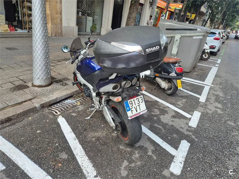Suzuki GSR 600 – Vista 5