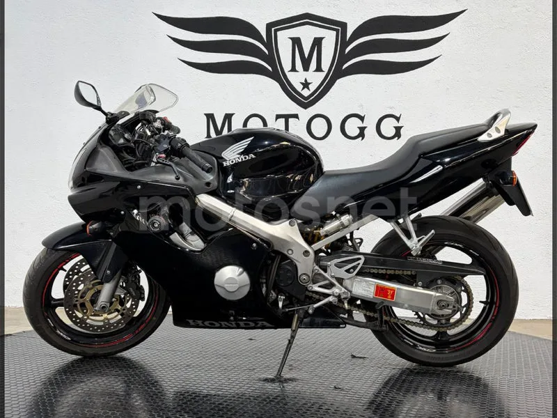 Honda CBR 600 F – Vista 5