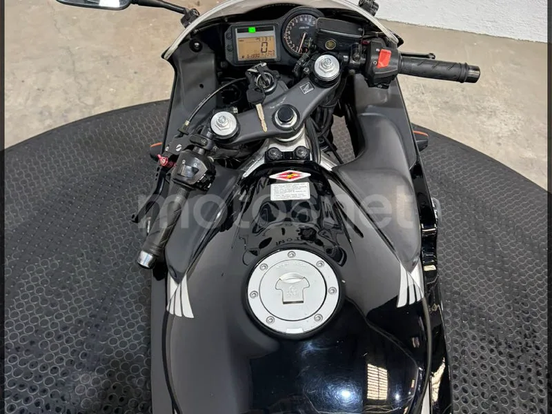 Honda CBR 600 F – Vista 8