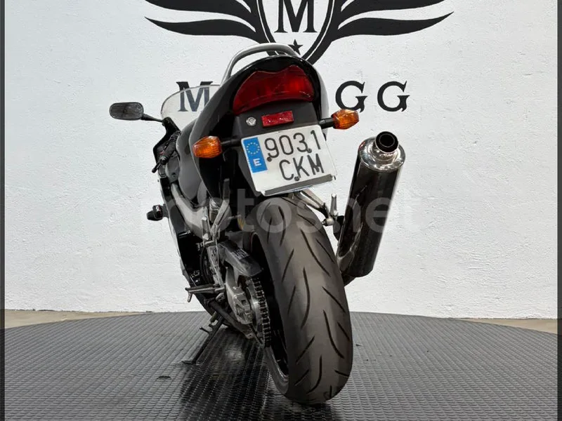 Honda CBR 600 F – Vista 9