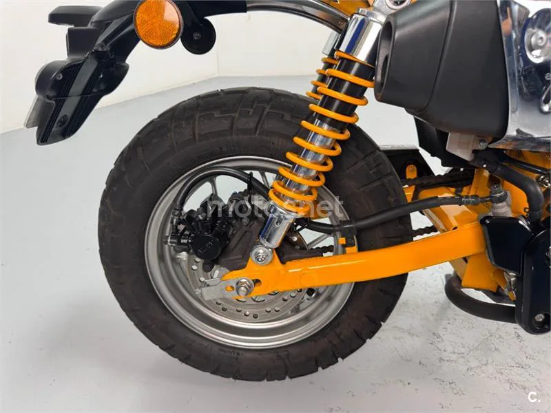 Honda Monkey 125 – Vista 17