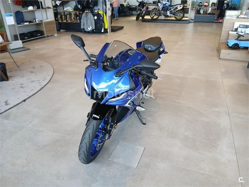 Yamaha R125 – Vista 7