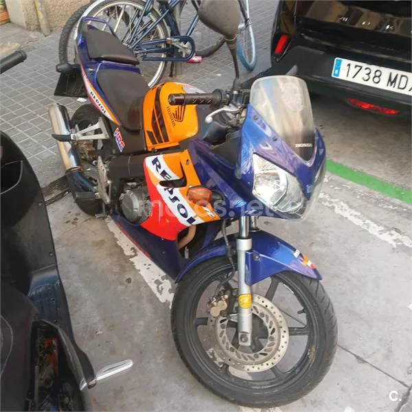 Honda CBR 125R – Vista 4