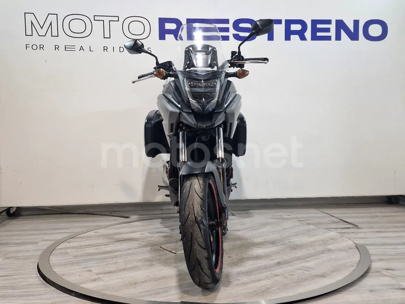 Honda NC 750 X – Vista 4