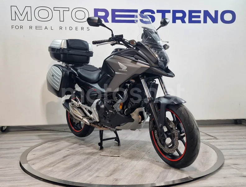 Honda NC 750 X – Vista 6