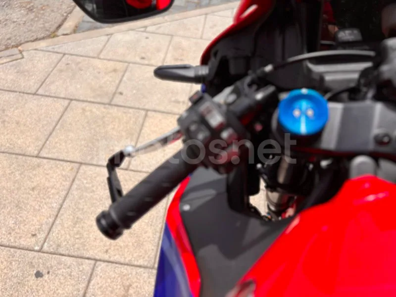 Honda CBR 600 RR – Vista 16