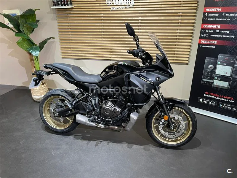 Yamaha Tracer 7 – Vista 7