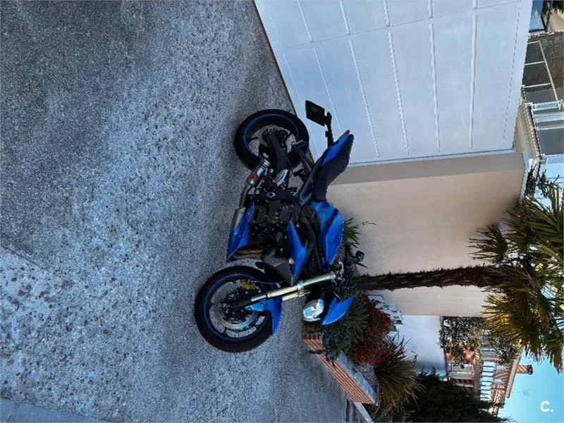 Triumph Street Triple – Vista 2