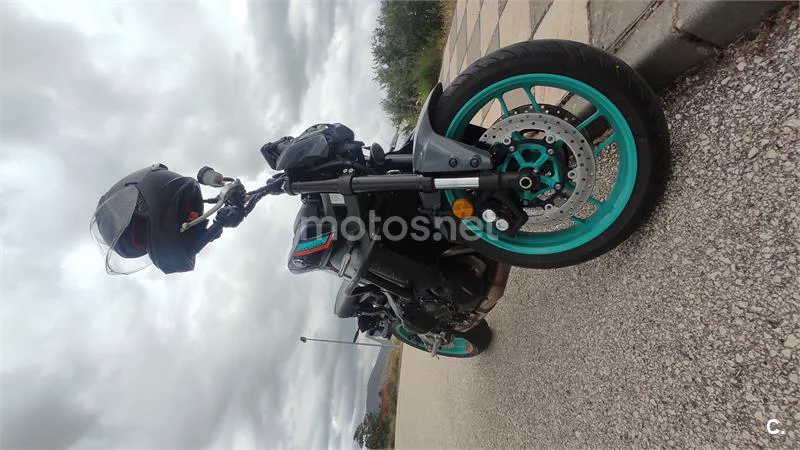 Yamaha MT-09 – Vista 2