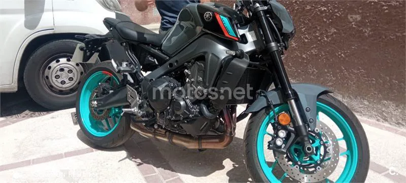 Yamaha MT-09 - Vista 4