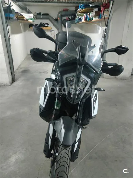 KTM 790 – Vista 4
