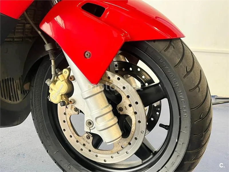 Gilera Nexus 500 – Vista 13