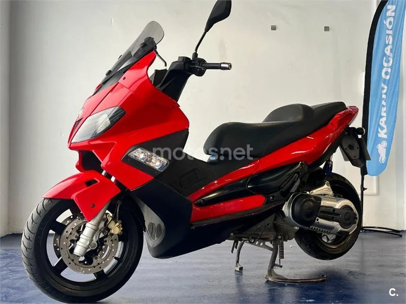 Gilera Nexus 500 – Vista 3