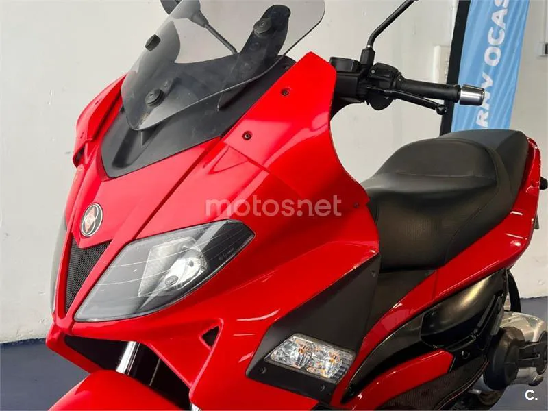 Gilera Nexus 500 – Vista 22