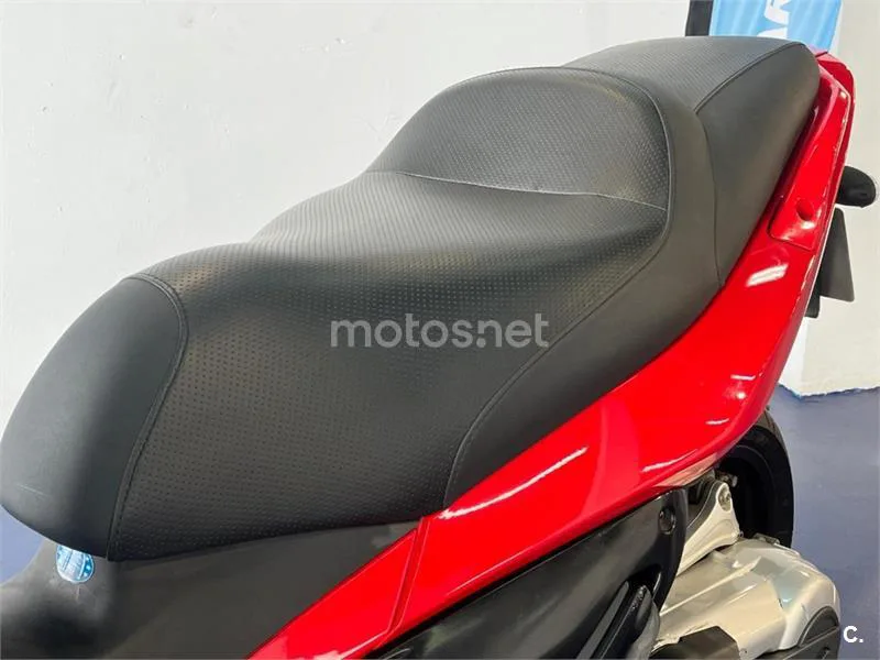 Gilera Nexus 500 – Vista 24