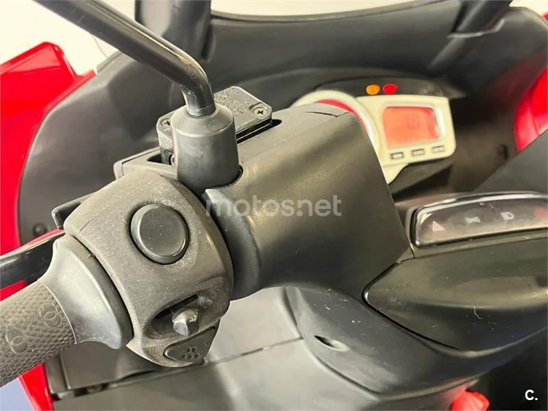Gilera Nexus 500 – Vista 29