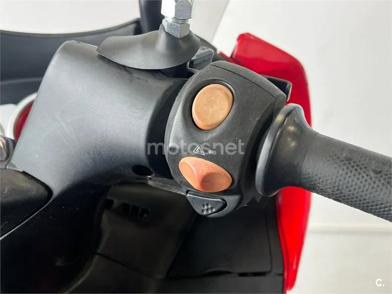 Gilera Nexus 500 – Vista 30